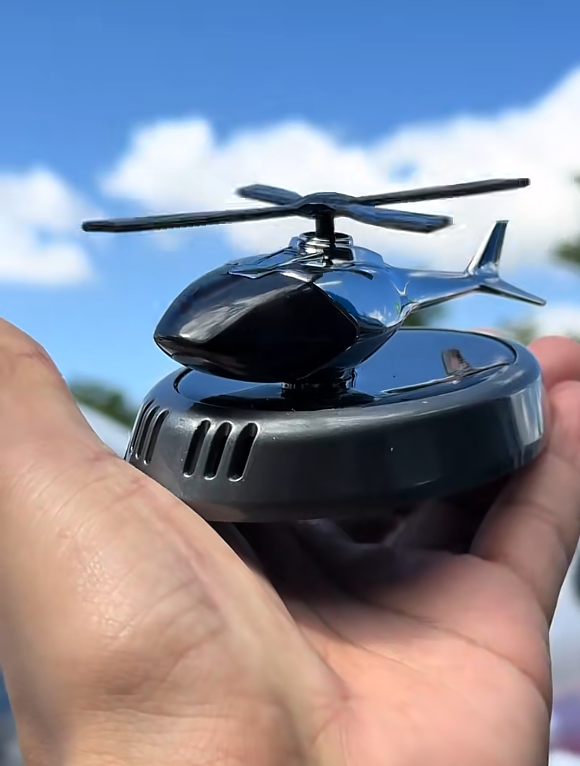 Copiloto Solar en la mano